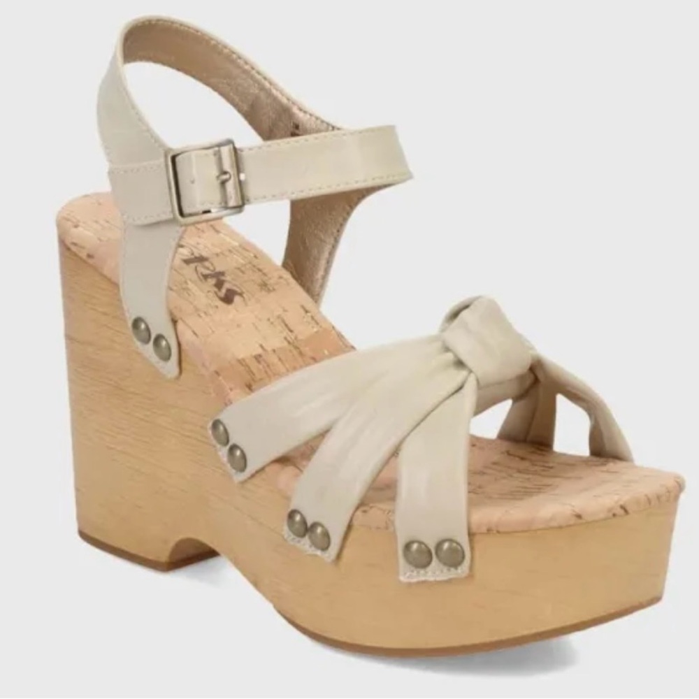 NWT KORK EASE -Platform Dawson off white wooden heels.Never Worn.In Box.Size 10